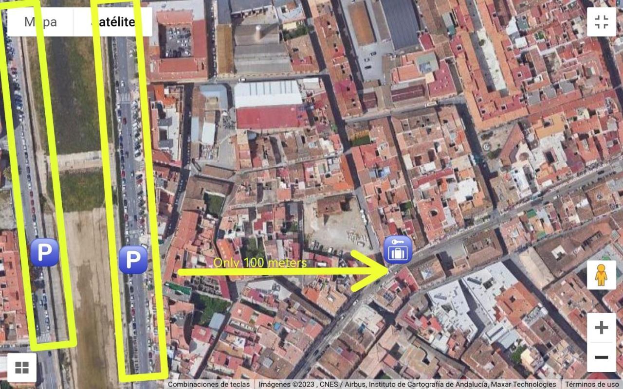 Carreteria, Central, Cosy With An Andalusian Patio Malaga Luaran gambar